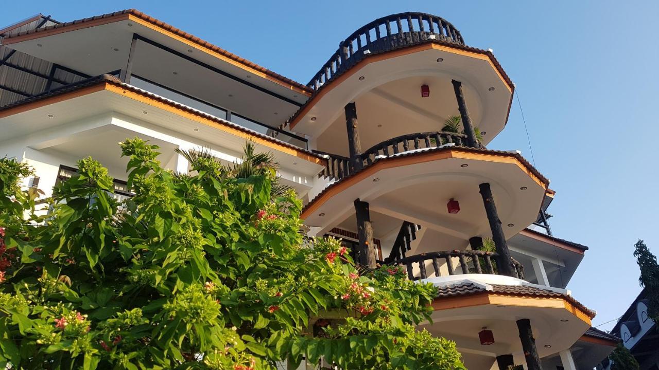 La Capannina Hotel Patong Kültér fotó